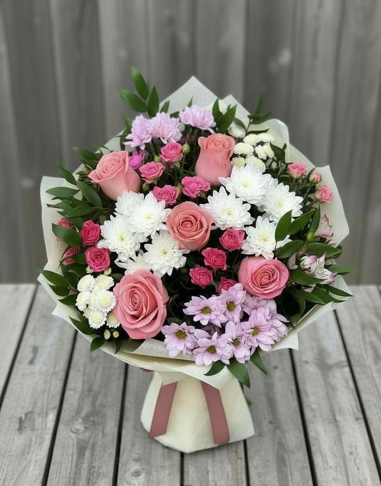 Букет цветов из: Альстромерии, Гвоздики, Розы и Хризантемы в Аллерое