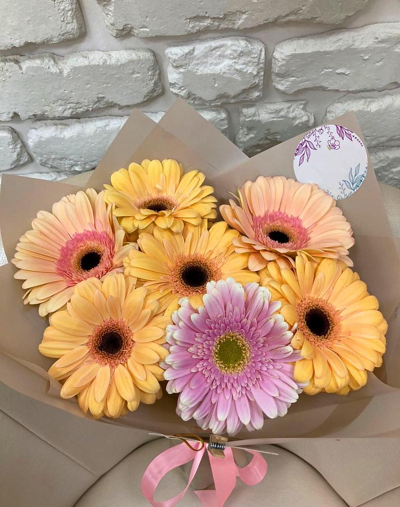 Букет цветов из: Герберы в Аллерое