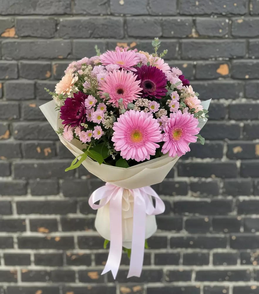 Букет цветов из: Герберы и Хризантемы в Аллерое