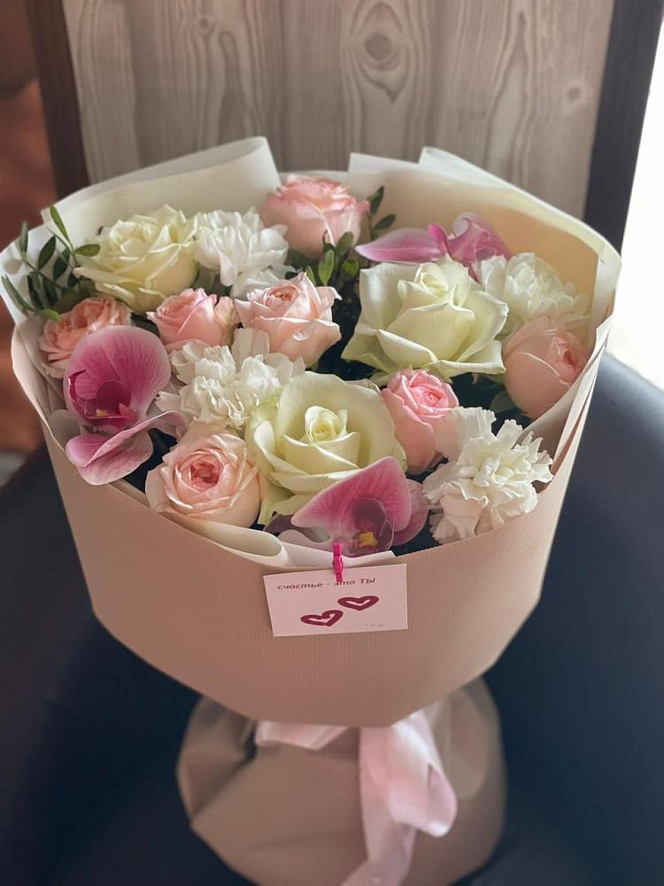 Букет цветов из: Орхидеи, Розы и Гвоздики в Аллерое