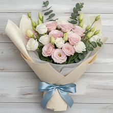 Букет цветов из:  Лизиантусы в Аллерое