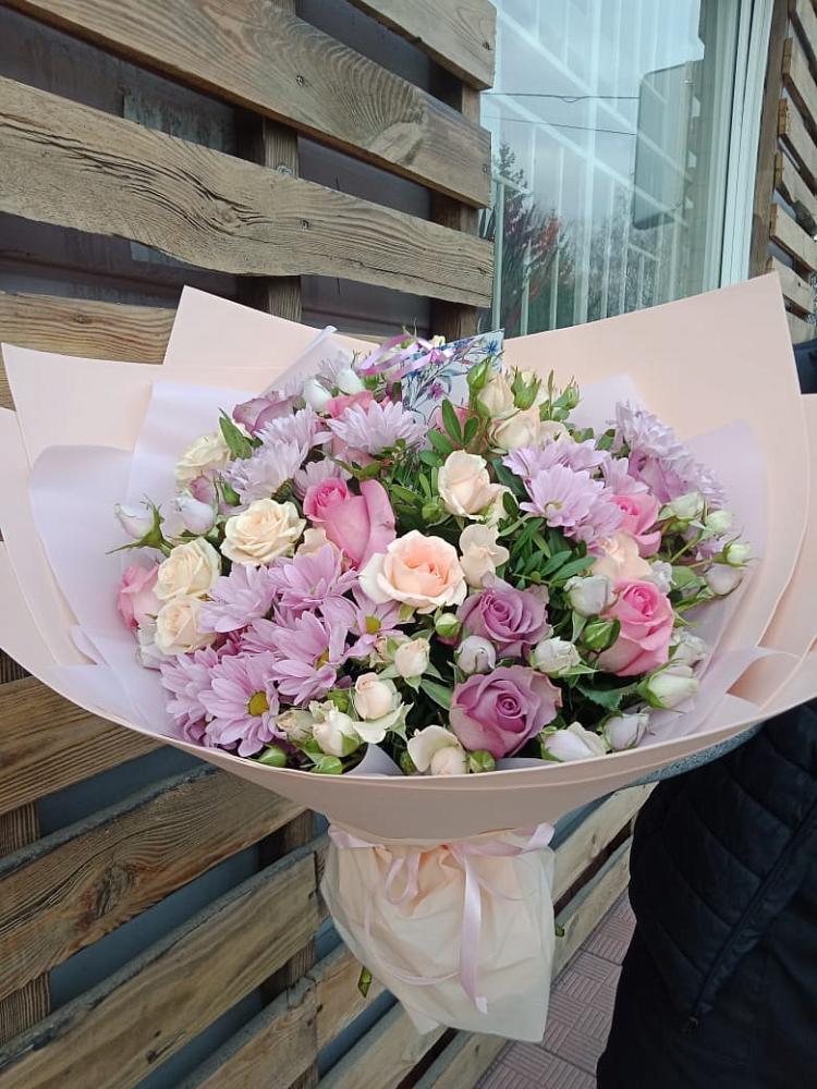 Букет цветов из: Розы и Хризантемы в Аллерое