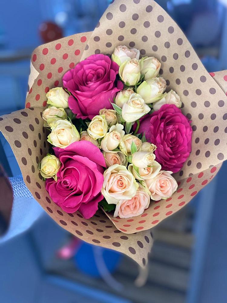 Букет цветов из: Розы в Аллерое