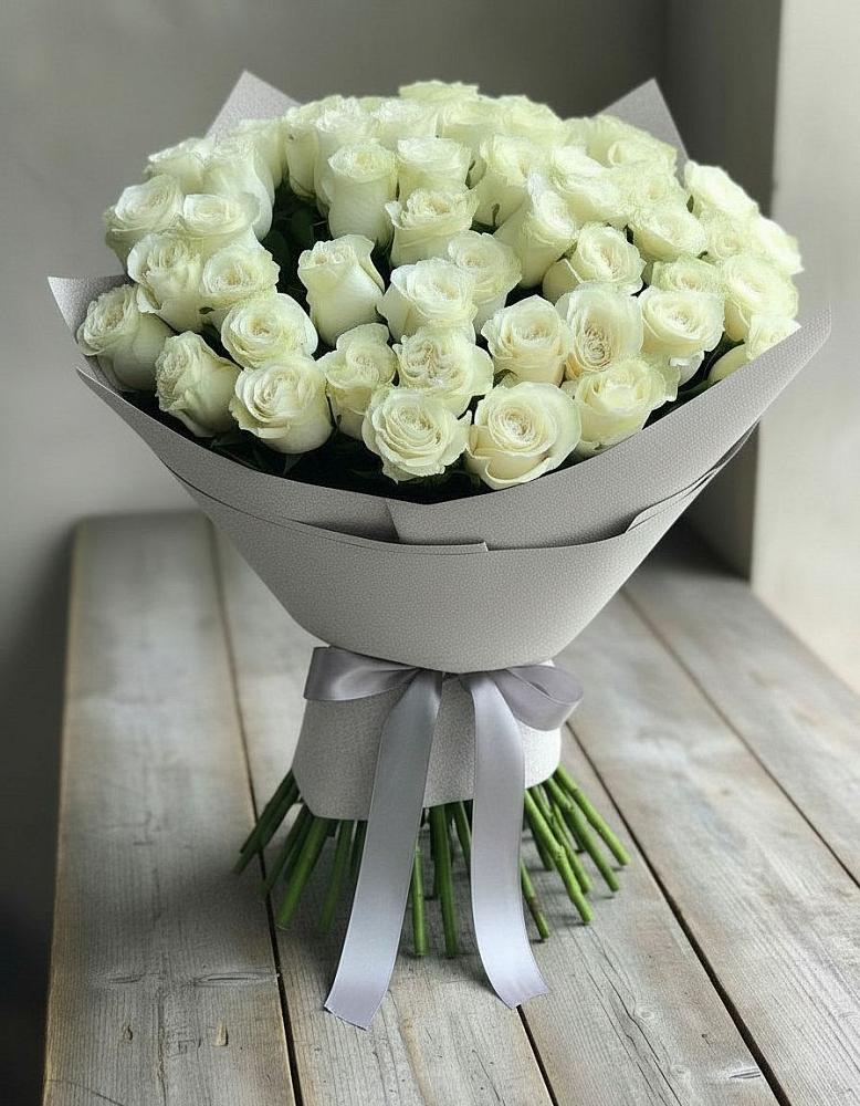 Букет 35 Белых роз в Аллерое