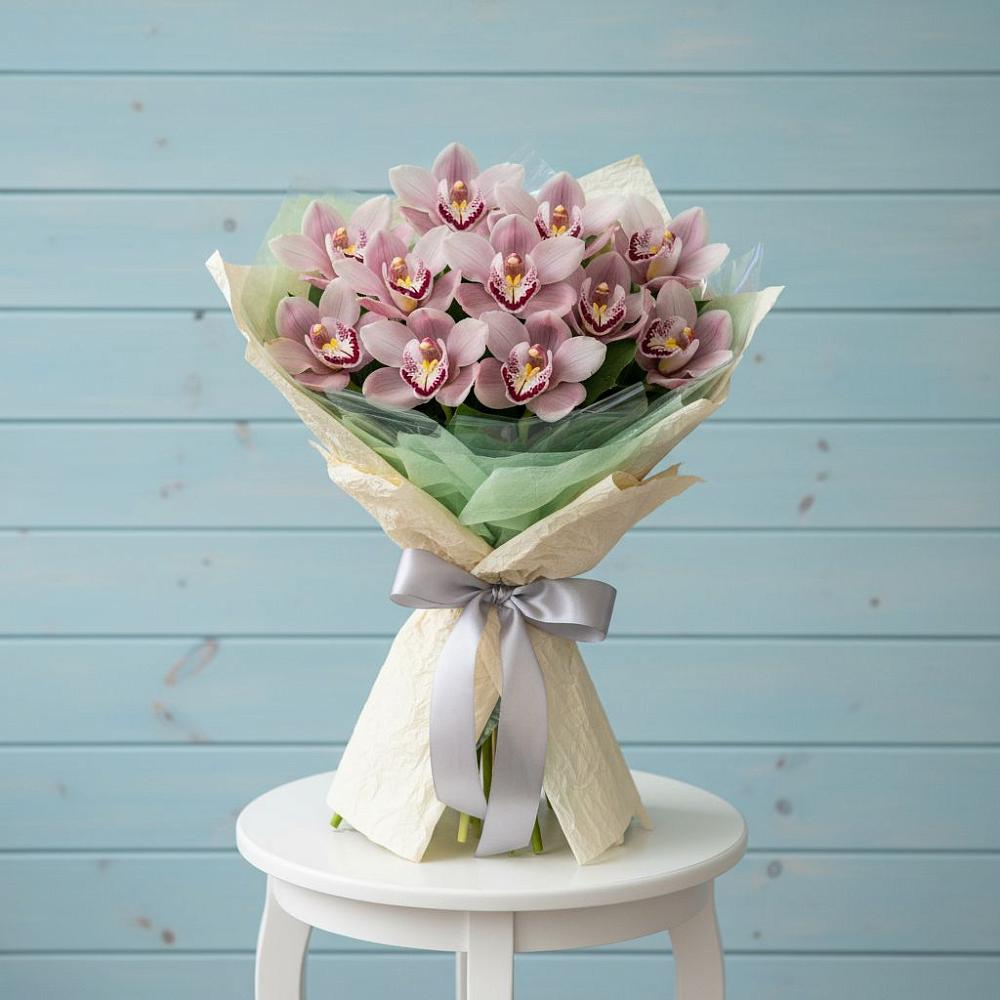 Букет цветов из: Орхидеи и Розы в Аллерое