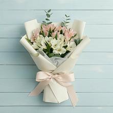 Букет цветов из:  Альстромерии в Аллерое