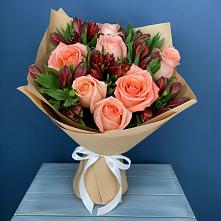 Букет цветов из:  Розы и Альстромерии в Аллерое