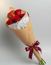 Букет цветов из:  Розы в Аллерое