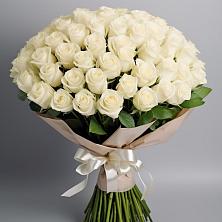 Букет 101 беля роза Белоснежка в Аллерое