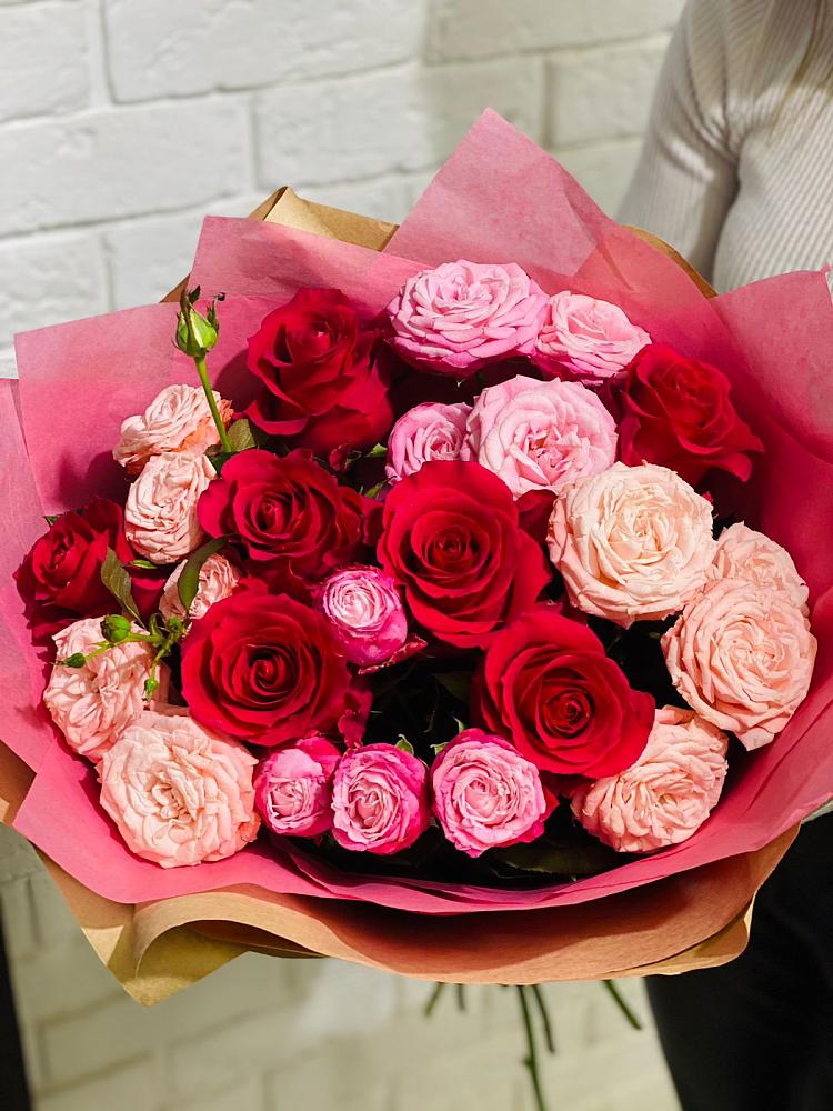 Букет цветов из: Розы в Аллерое