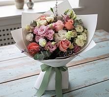 Букет цветов из:  Розы, Лизиантусы и Гвоздики в Аллерое