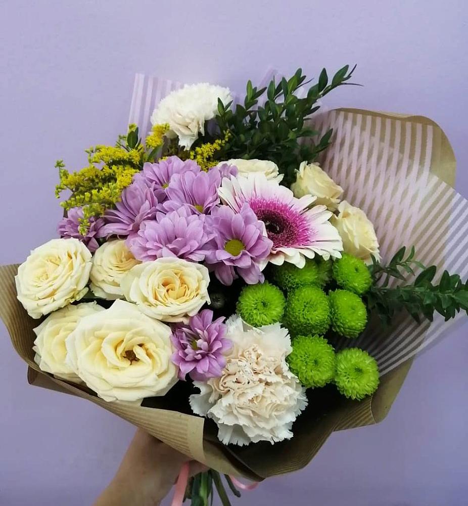 Букет цветов из: Хризантемы, Розы, Гвоздики и Герберы в Аллерое