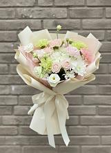 Букет цветов из:  Гвоздики, Розы, Лизиантусы и Хризантемы в Аллерое