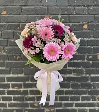 Букет цветов из:  Герберы и Хризантемы #REPLACE_PRED# Аллерое