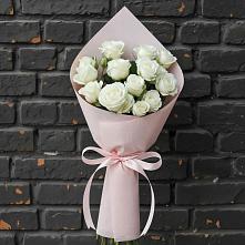 Букет цветов из:  Розы #REPLACE_PRED# Аллерое